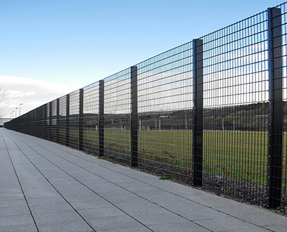 Single-Mesh Fencing Systems